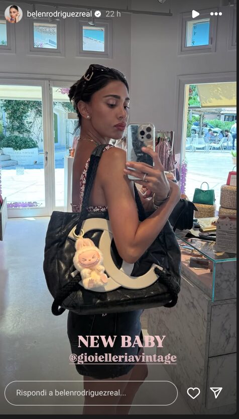 Belen Rodriguez mostra sui social il suo ultimo acquisto luxury vintage: ecco di cosa si tratta e quanto costa! Belen Rodriguez mostra sui social il suo ultimo acquisto luxury vintage: ecco di cosa si tratta e quanto costa!