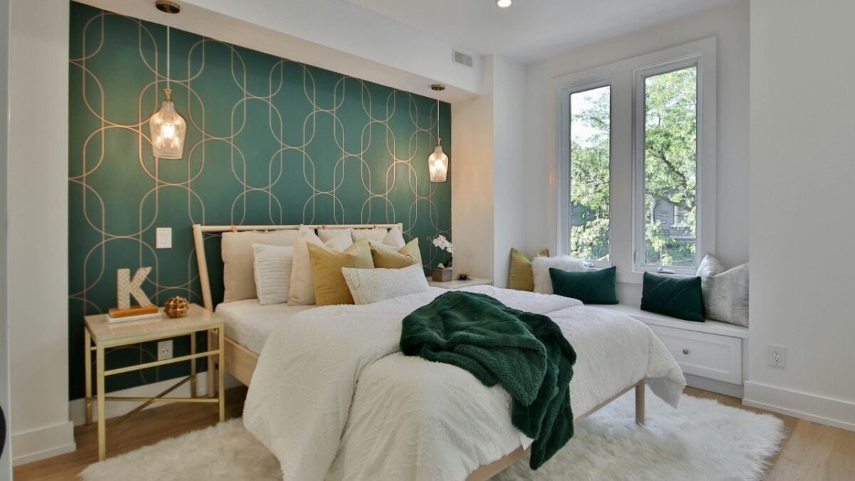 Dal salvia allo smeraldo: come valorizzare la camera da letto con il verde