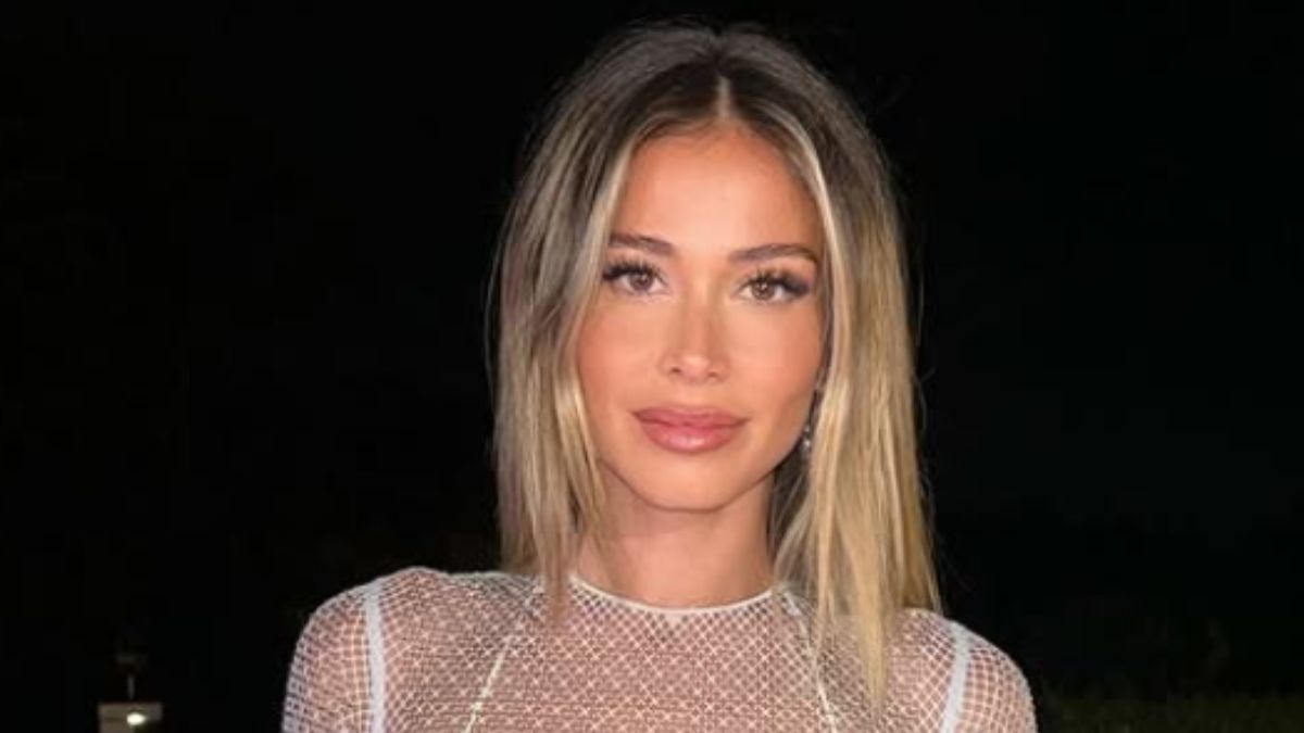 Diletta Leotta brilla alla sua festa di compleanno con un abito lungo a rete sparkling!