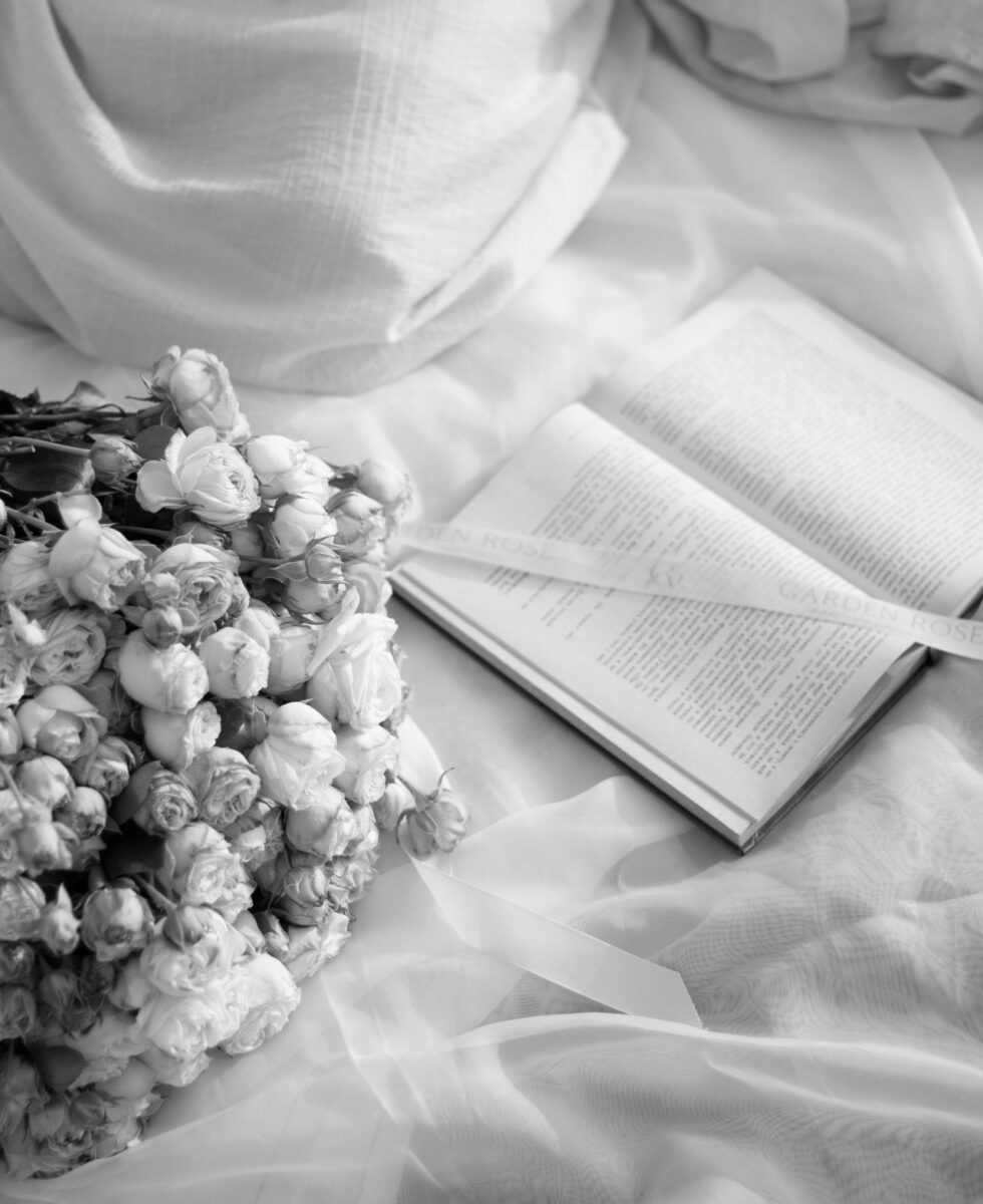 Come scegliere le lenzuola d’estate: materiali e dettagli che migliorano il sonno e lo stile Come scegliere le lenzuola d’estate: materiali e dettagli che migliorano il sonno e lo stile