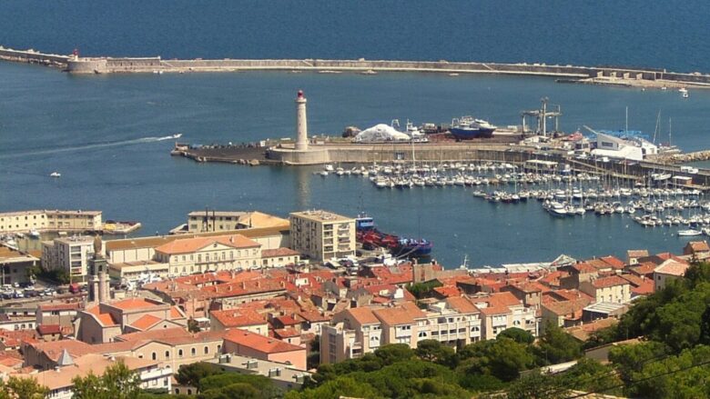 Viaggio a Sète: scopri il fascino autentico della piccola Venezia Francese