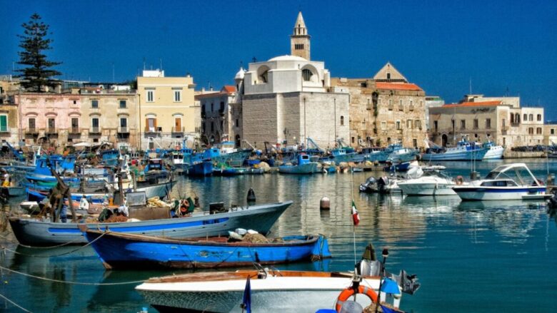 La perla dell’Adriatico: la città pugliese dove trascorrere un weekend tra arte, storia e mare