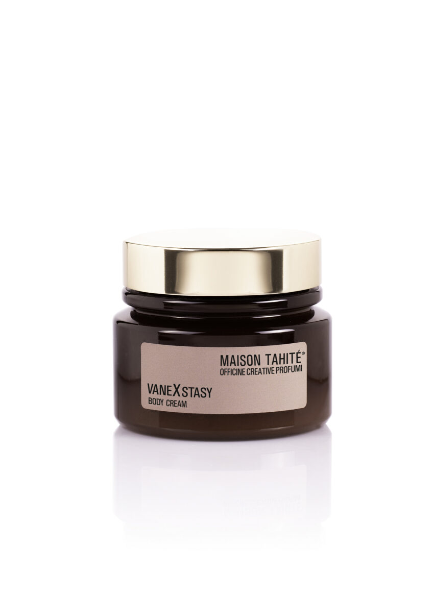Profumi in crema: 5 fragranze irresistibili da massaggiare sulla pelle Profumi in crema: 5 fragranze irresistibili da massaggiare sulla pelle