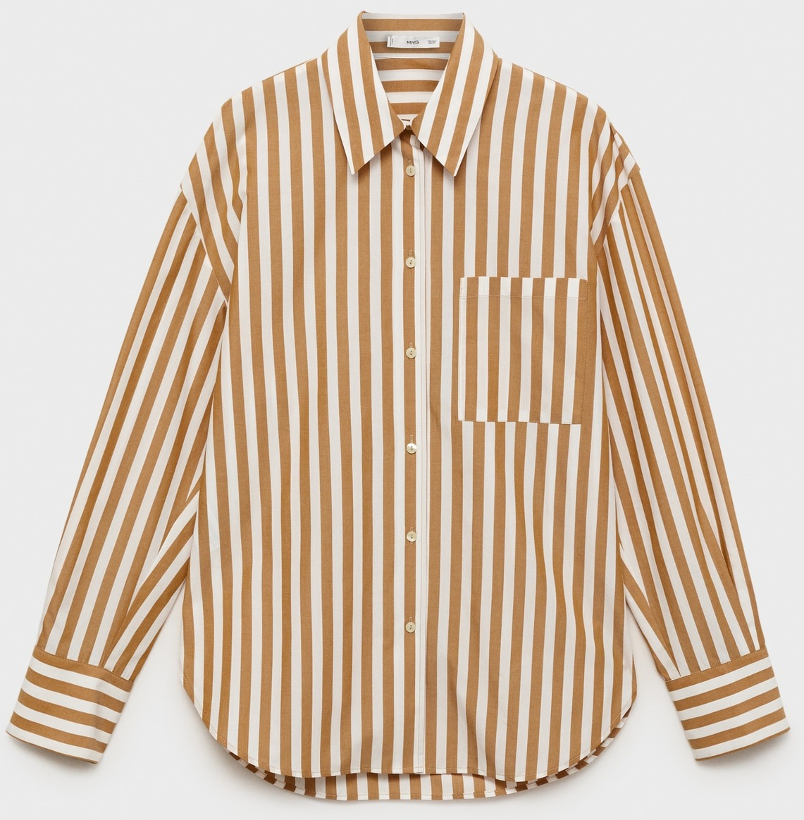 Le Camicie a righe sono il must have glam dell’Autunno 2025 Le Camicie a righe sono il must have glam dell’Autunno 2025