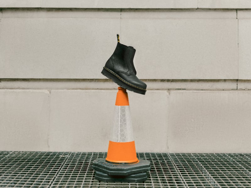 Dr.Martens presenta le nuove Zebzag, le scarpe più cool del momento