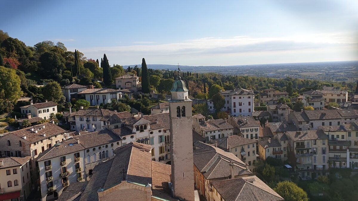 Gita Autunnale? Ecco perchè raggiungere Asolo, un borgo veneto da scoprire…