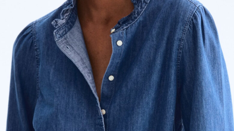 Sono queste le camicie in denim dell’Autunno più amate dalle fashion addicted