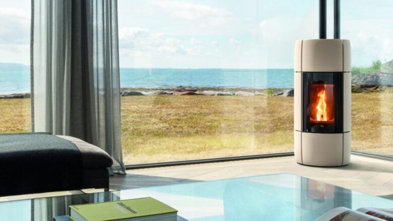 MCZ presenta tre nuove stufe a pellet: design, efficienza e sostenibilità per l’inverno 2025
