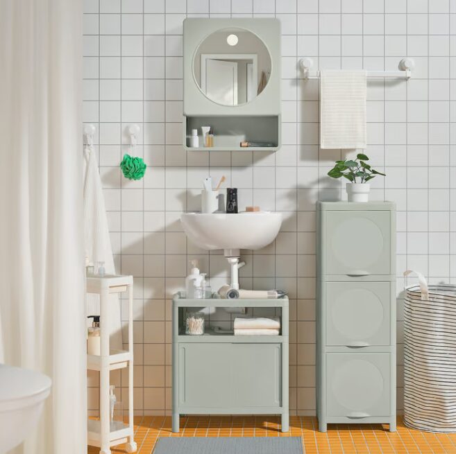 Arredo bagno intelligente: il set IKEA economico che ottimizza ogni centimetro Arredo bagno intelligente: il set IKEA economico che ottimizza ogni centimetro