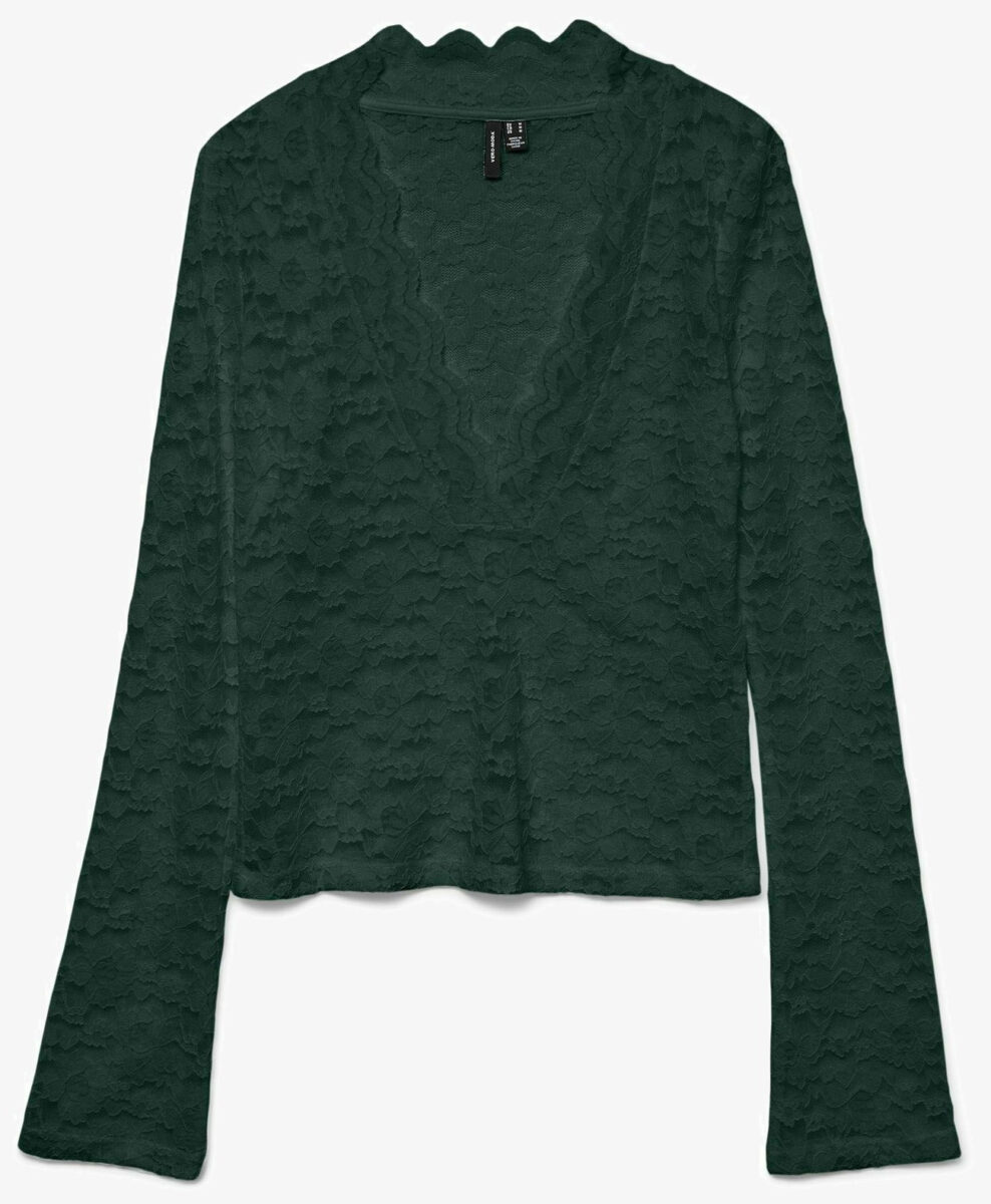 Top in pizzo: il tocco sexy e glam per i tuoi look autunnali