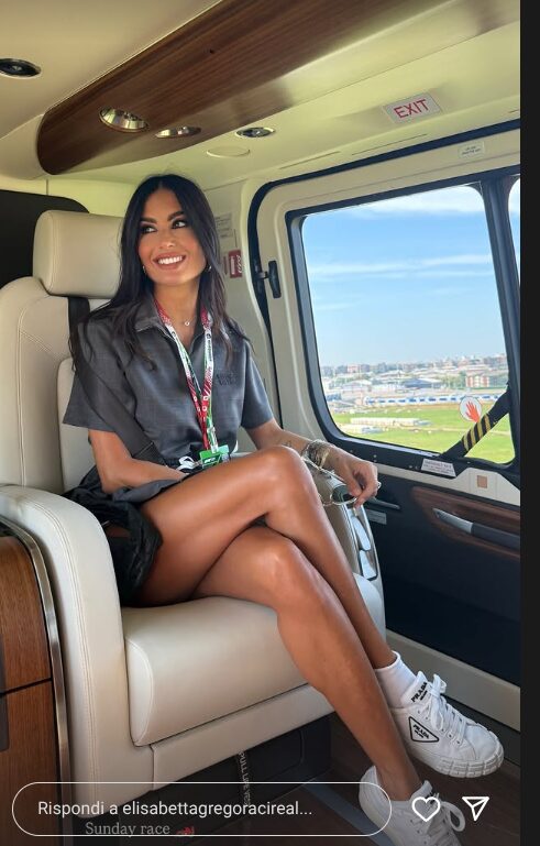 Elisabetta Gregoraci non bada a spese per il suo Look ‘back in town’: ecco quanto ha speso! Elisabetta Gregoraci non bada a spese per il suo Look ‘back in town’: ecco quanto ha speso!