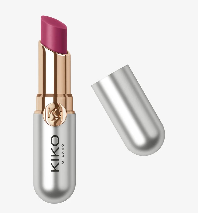 I Rossetti magenta per un Make Up Labbra intenso e sensuale I Rossetti magenta per un Make Up Labbra intenso e sensuale