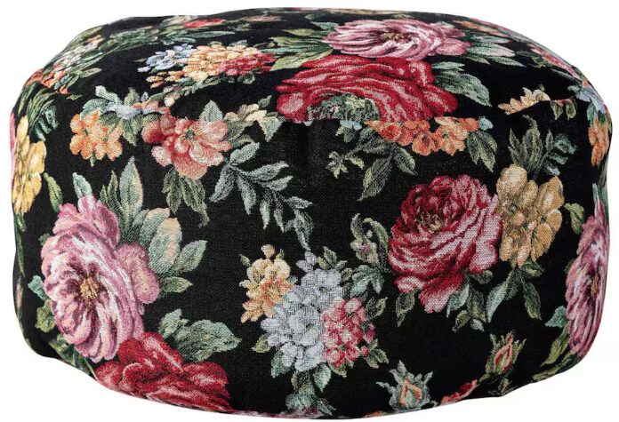6 Pouf originali firmati H&M: un tocco di stile unico per la tua casa!