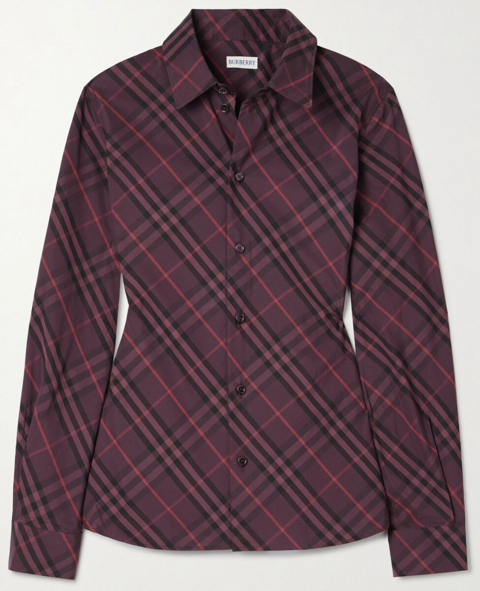 Il grande ritorno delle camicie attillate: il must have dell’autunno