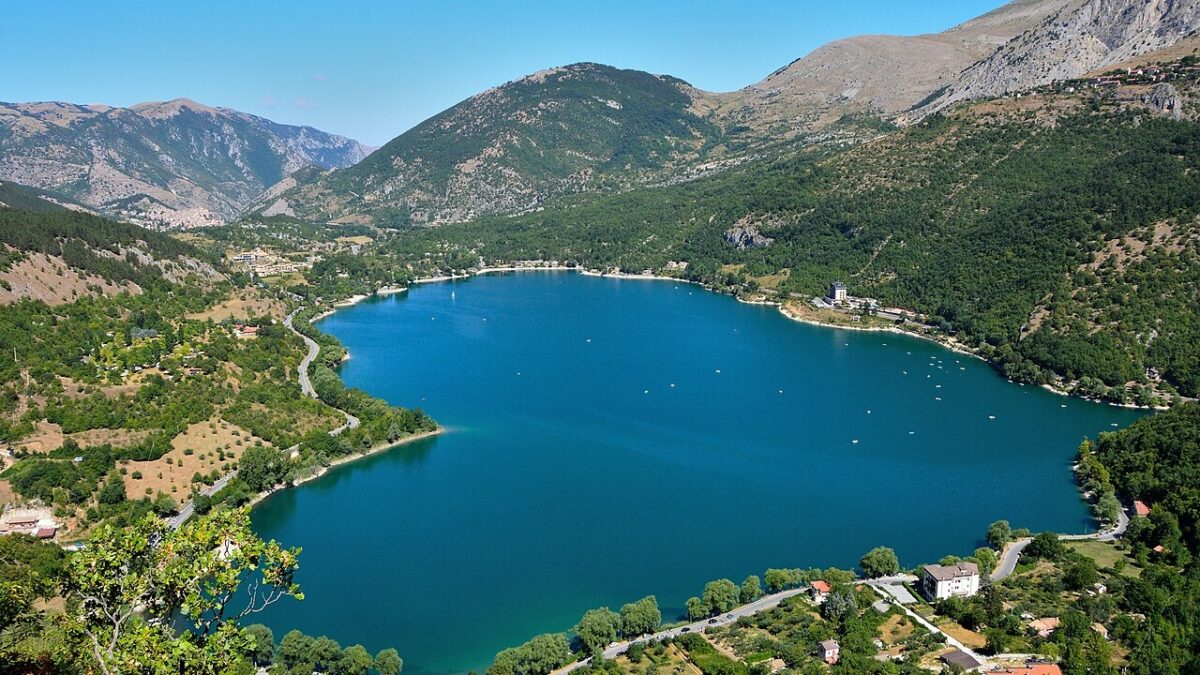 Le mete italiane in cui prenotare un weekend autunnale slow e di totale relax sono queste