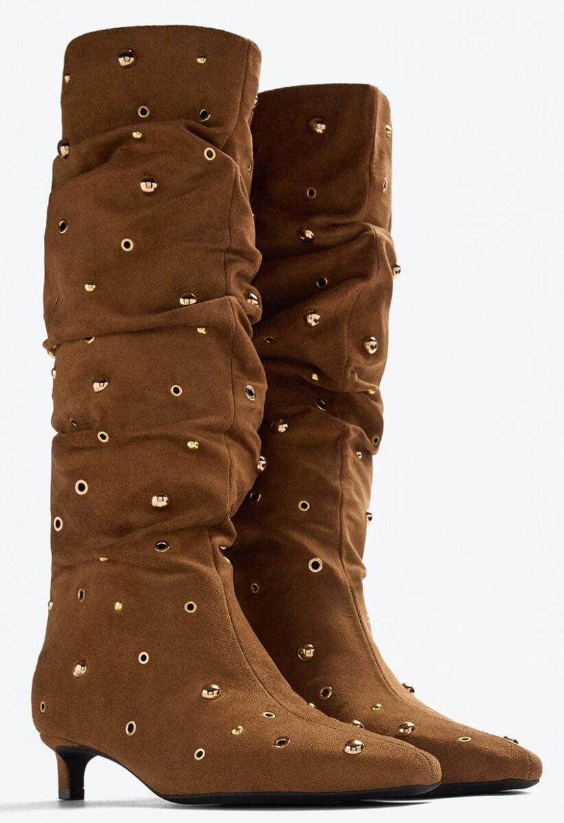 5 Stivali scamosciati con tacco da sfoggiare questo Autunno 5 Stivali scamosciati con tacco da sfoggiare questo Autunno
