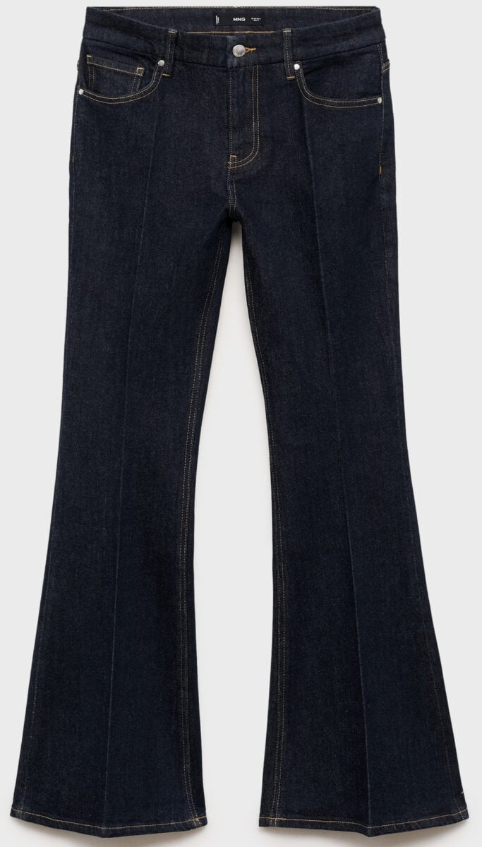 Sono di questo colore i jeans più gettonati dell’Autunno 2025 Sono di questo colore i jeans più gettonati dell’Autunno 2025