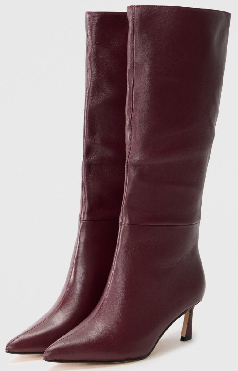 Il bordeaux è il colore più cool dell’Autunno, un inno all’eleganza più pura