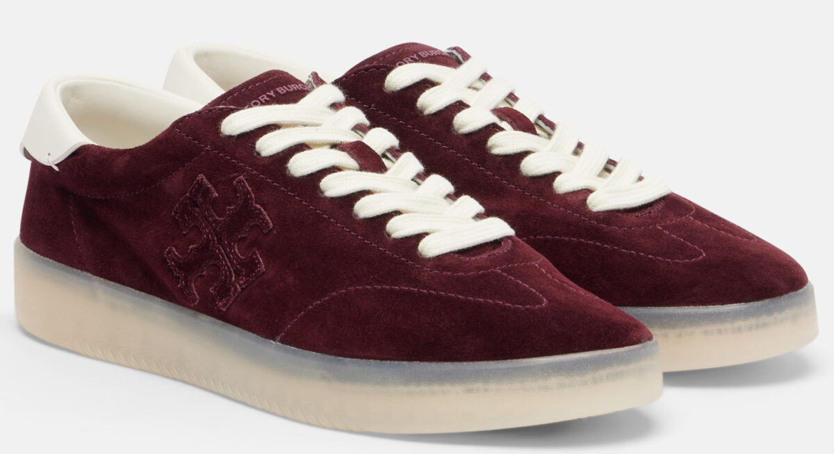 Qui le sneakers scamosciate che renderanno il tuo autunno più chic! Qui le sneakers scamosciate che renderanno il tuo autunno più chic!