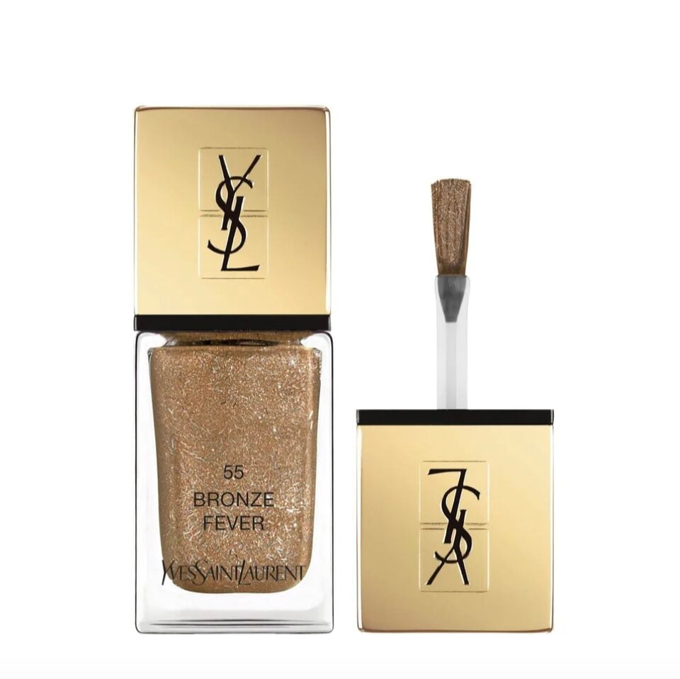 Il colore più chic per la manicure autunnale? Ma ovviamente il Bronzo!