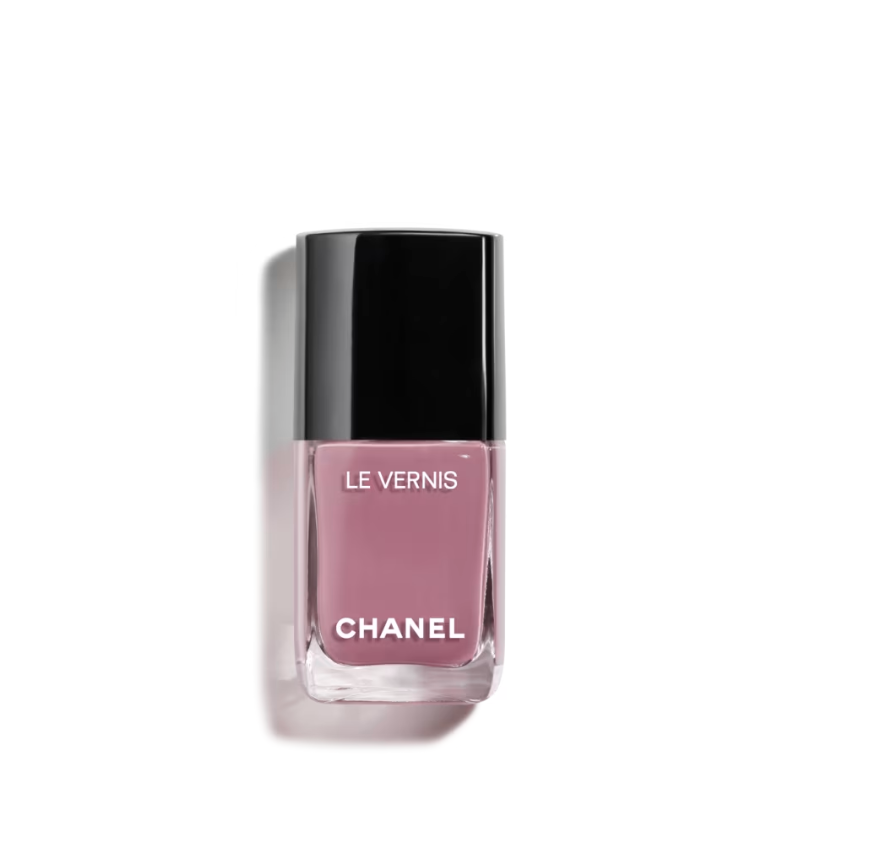 Unghie malva: la tendenza nails più chic dell’autunno Unghie malva: la tendenza nails più chic dell’autunno