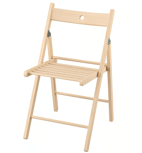 Arredare piccoli spazi con stile: le soluzioni IKEA per vivere al meglio in un mini appartamento Arredare piccoli spazi con stile: le soluzioni IKEA per vivere al meglio in un mini appartamento