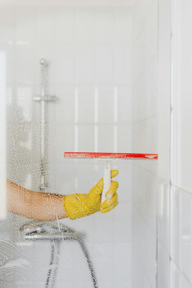 Stop a Calcare e Muffa: pulizia profonda del Bagno con rimedi naturali per l’Inverno Stop a Calcare e Muffa: pulizia profonda del Bagno con rimedi naturali per l’Inverno