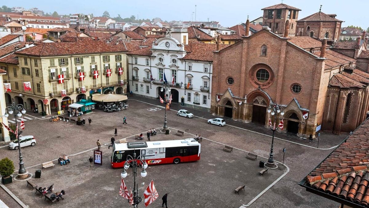 Asti, un gioiello del Monferrato in cui staccare la spina e godersi un weekend fuori porta Asti, un gioiello del Monferrato in cui staccare la spina e godersi un weekend fuori porta