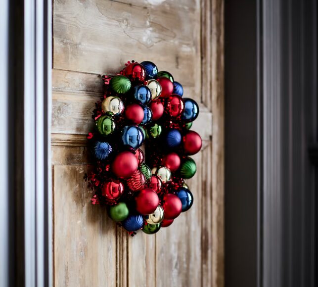 IKEA veste il Natale 2025: design, calore e tradizione in chiave contemporanea