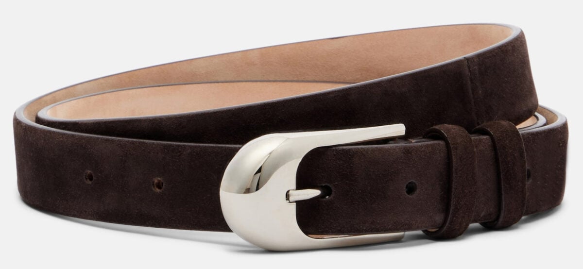 Le cinture marroni più chic dell’autunno 2025: il dettaglio che fa la differenza Le cinture marroni più chic dell’autunno 2025: il dettaglio che fa la differenza