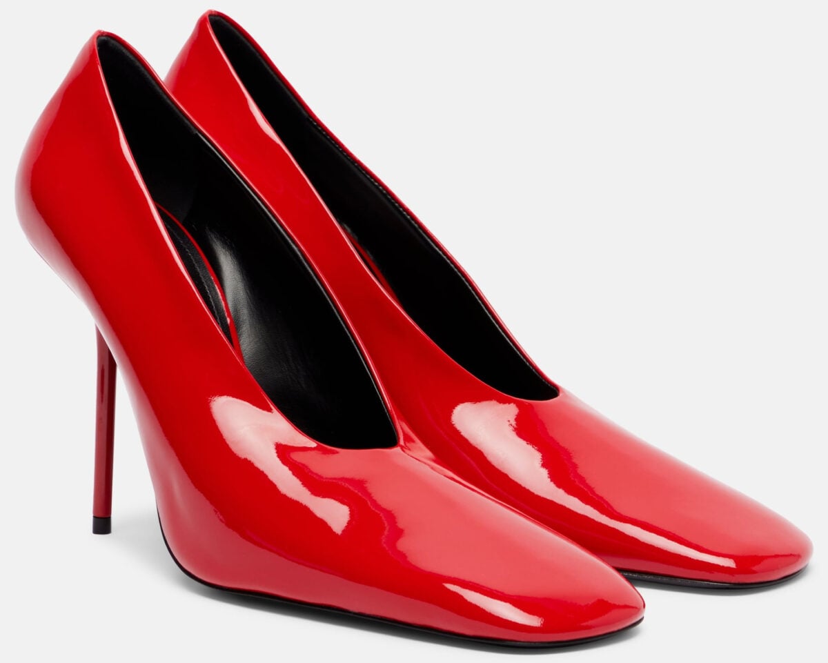 Le décolleté rosse più chic da sfoggiare ai party di Natale