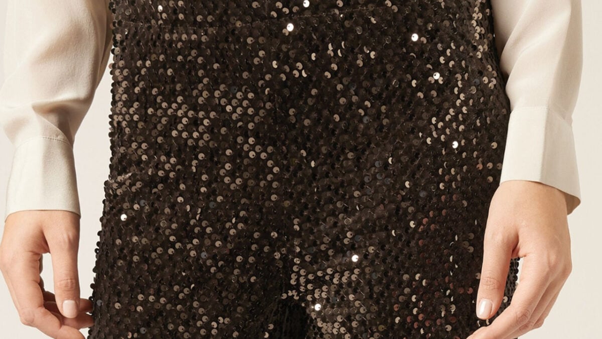 Pantaloni in velluto: i modelli più eleganti da indossare a Natale