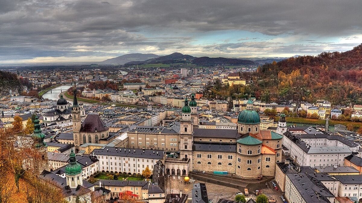 Ecco perché organizzare un viaggio a Salisburgo (e perché ve ne innamorerete) Ecco perché organizzare un viaggio a Salisburgo (e perché ve ne innamorerete)