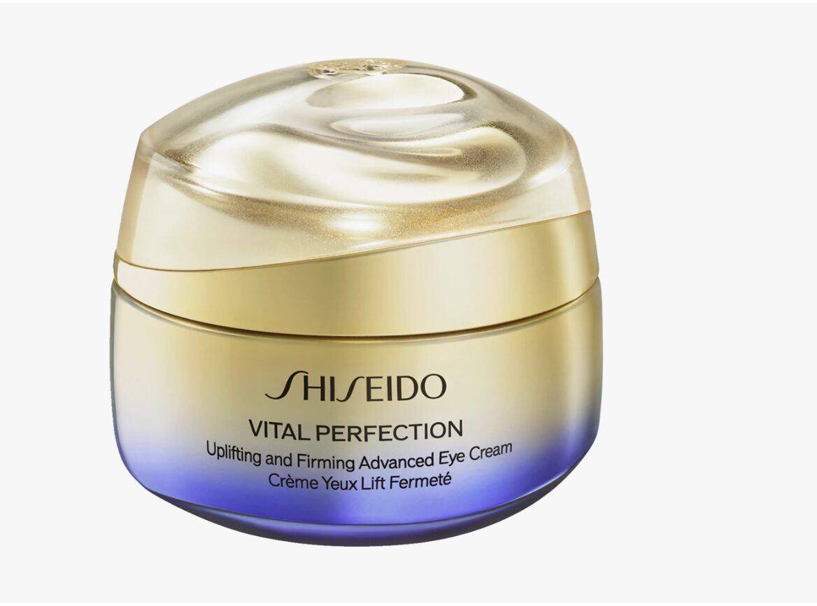 Winter Beauty Case 2025: i prodotti must-have su cui puntare questo inverno Winter Beauty Case 2025: i prodotti must-have su cui puntare questo inverno