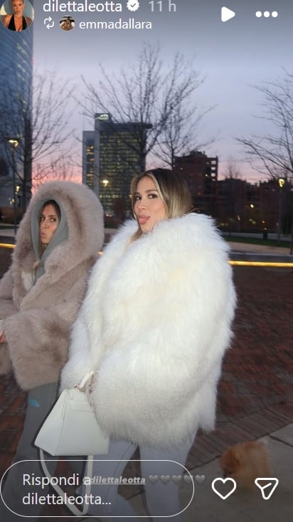 Diletta Leotta, anche con un Look sporty-chic non rinuncia agli accessori trendy e griffati FOTO