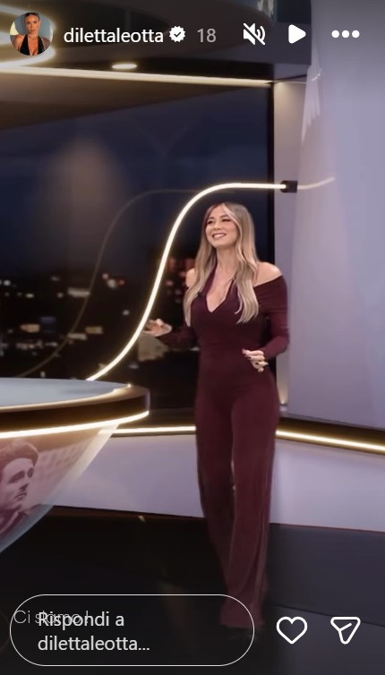 Diletta Leotta lascia tutti senza fiato a Fuoriclasse con la jumpsuit super sexy! Diletta Leotta lascia tutti senza fiato a Fuoriclasse con la jumpsuit super sexy!