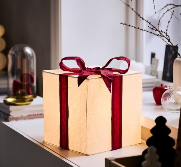 IKEA veste il Natale 2025: design, calore e tradizione in chiave contemporanea