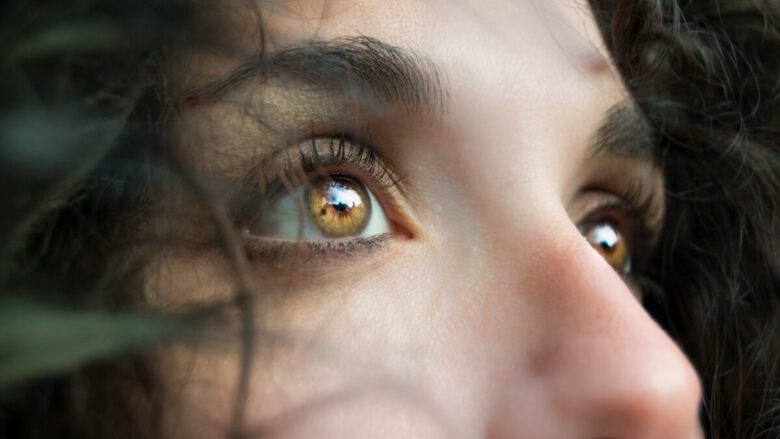 I Mascara dell’inverno 2025: 3 colori e prodotti da avere nel proprio beauty