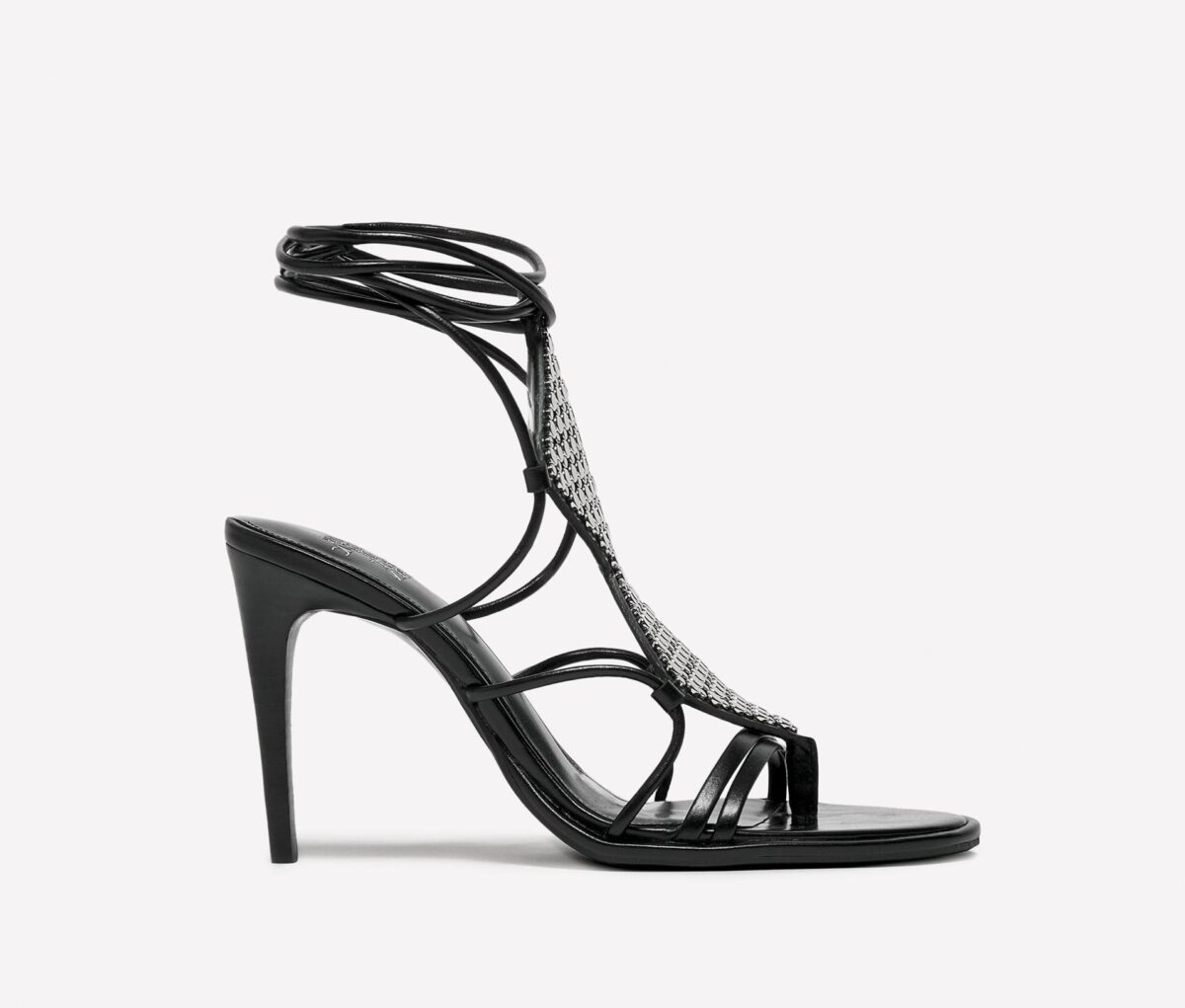 Ludovic de Saint Sernin x Zara: capi e accessori esclusivi dallo stile audace e sofisticato