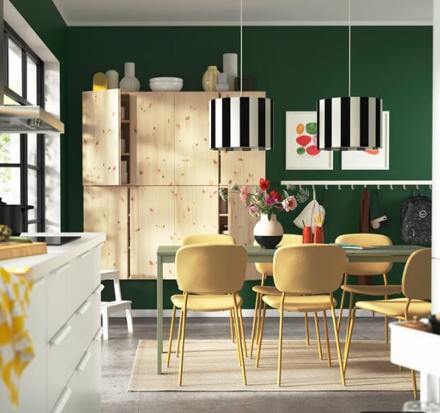 Set tavolo e sedie per rinnovare la zona dining: l’offerta insuperabile IKEA per il Natale!