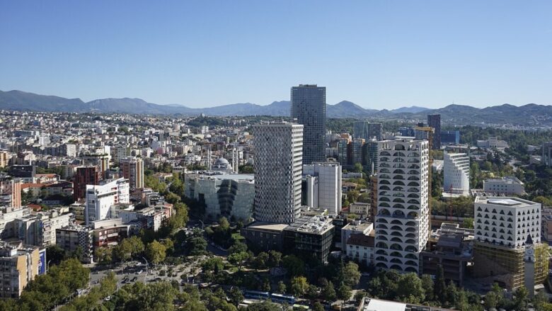 Bellissima e low cost, ecco perché visitare la stupenda Tirana