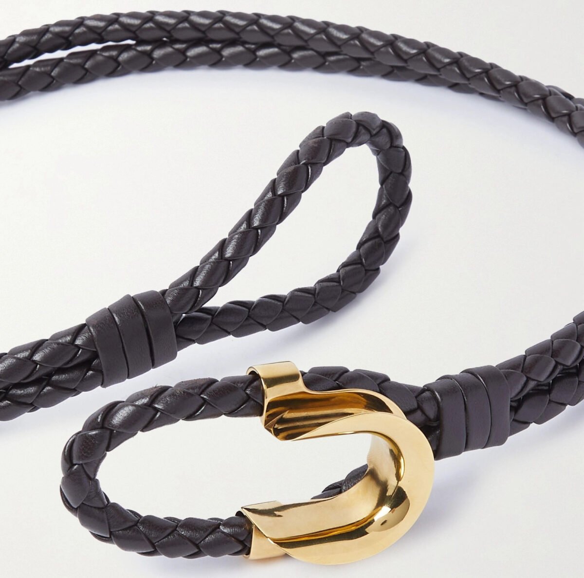 Le cinture marroni più chic dell’autunno 2025: il dettaglio che fa la differenza Le cinture marroni più chic dell’autunno 2025: il dettaglio che fa la differenza