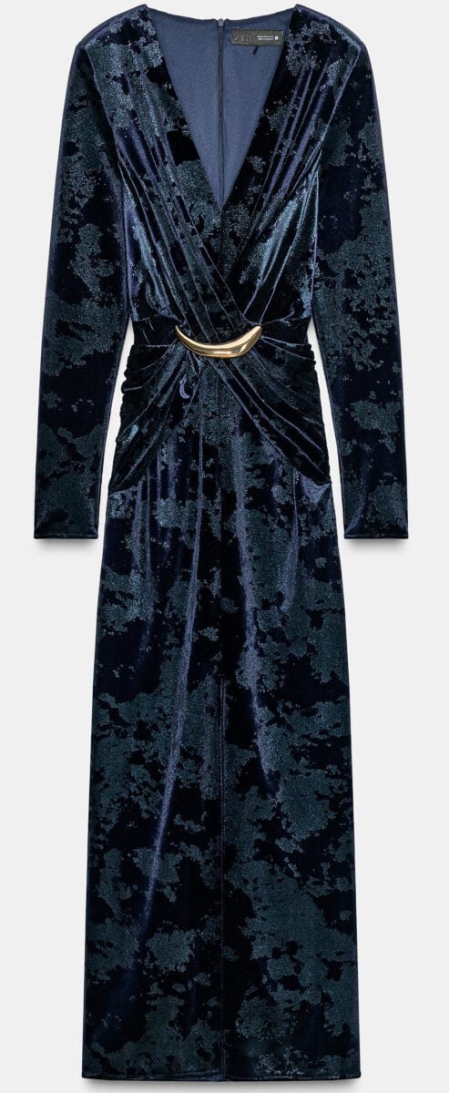 Gli abiti firmati Zara che daranno una scossa alle tue feste Natalizie Gli abiti firmati Zara che daranno una scossa alle tue feste Natalizie