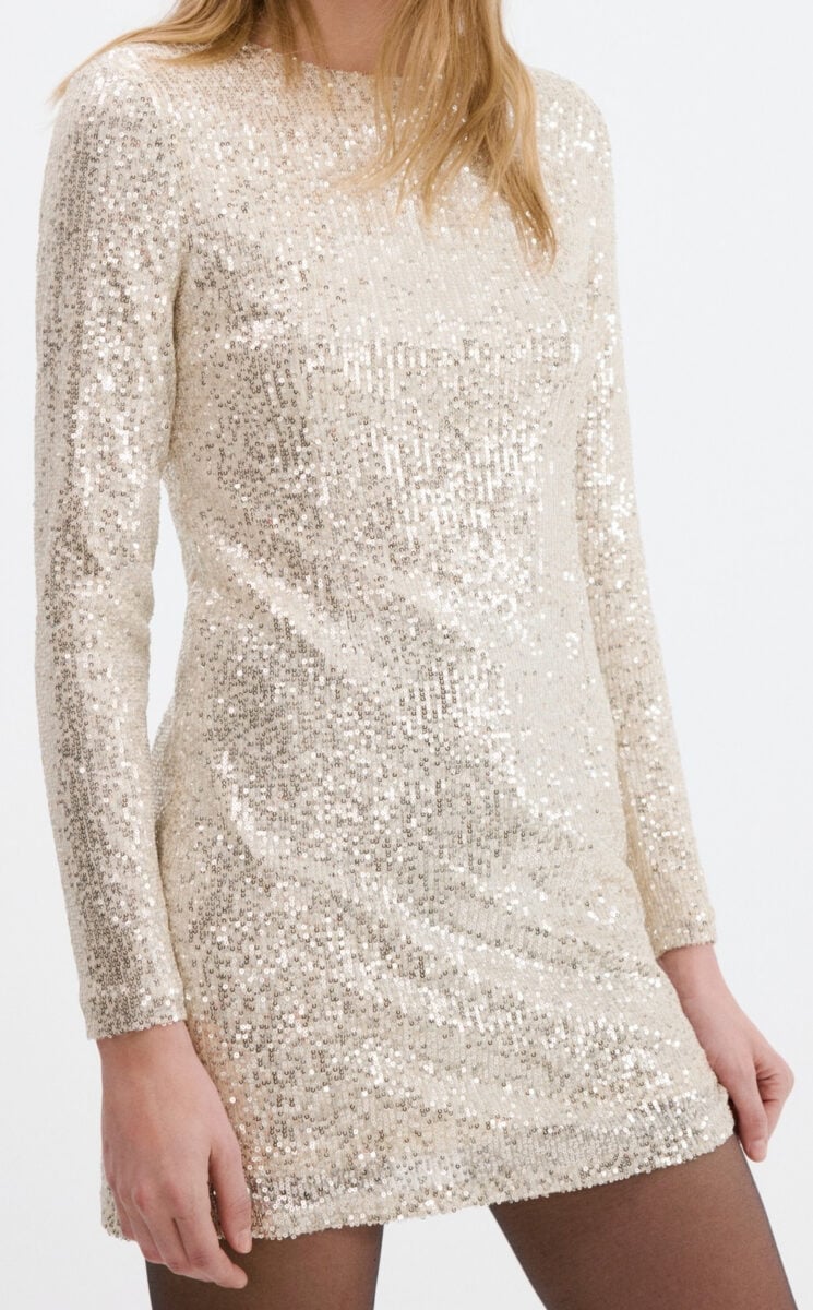 Gli abiti firmati Mango per un Capodanno scoppiettante e alla moda