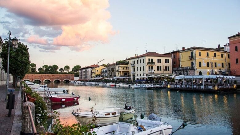 Un borgo lacustre perfetto per un Ponte dell’Immacolata all’insegna della bellezza, della cultura e del relax