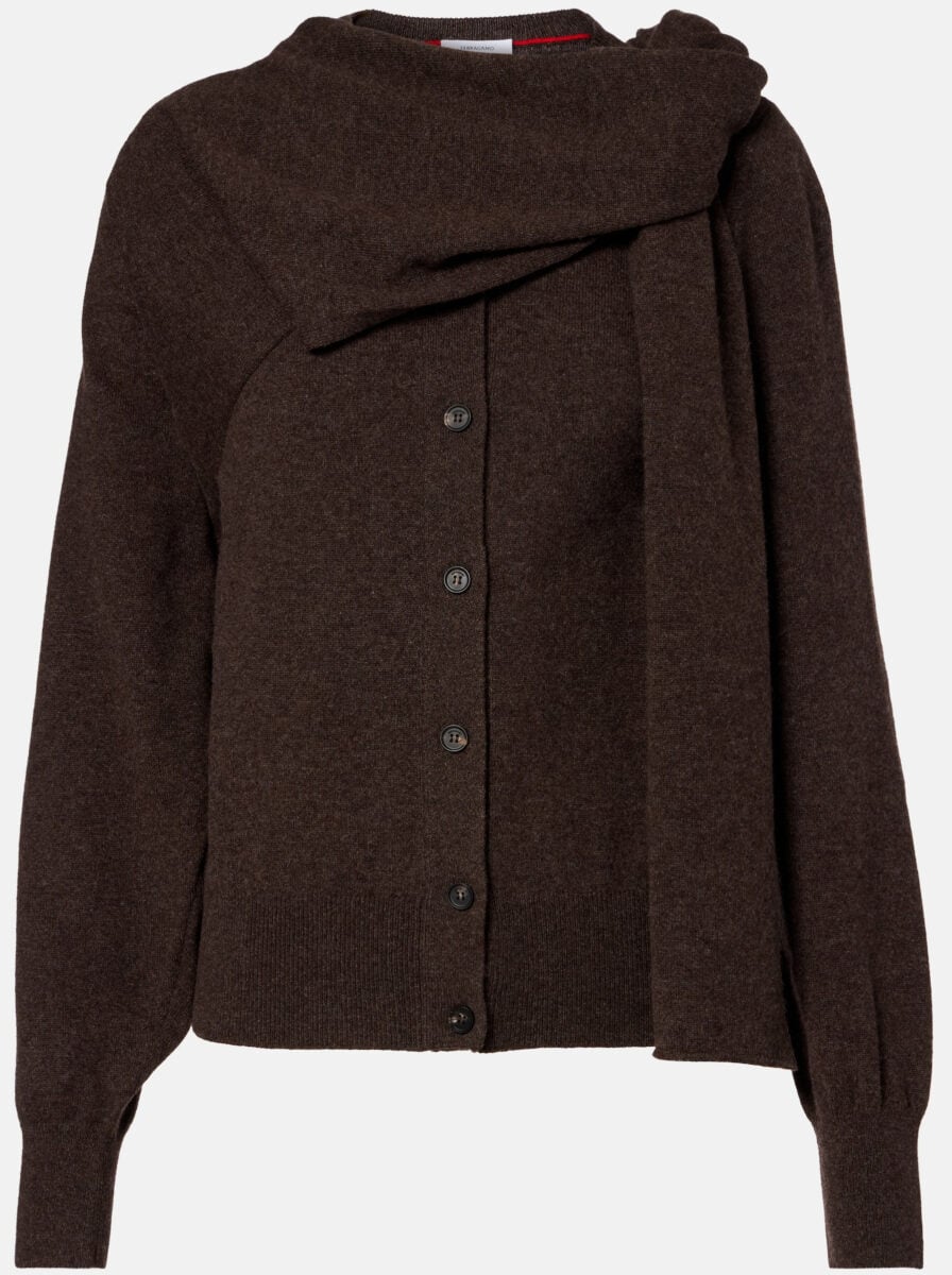 50 sfumature di marrone: ecco i maglioni total brown più desiderati dell’Inverno 2025