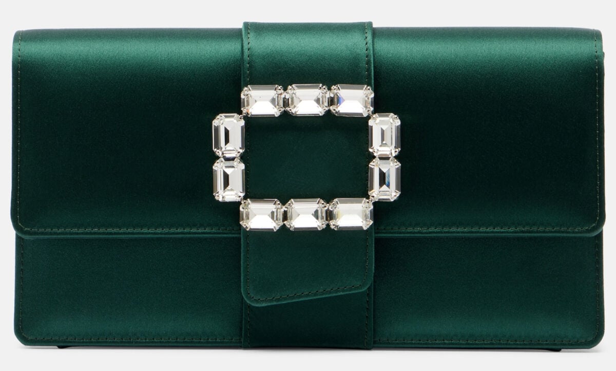 Verde bosco: il colore moda dell’inverno 2025 per uno stile trendy e sofisticato