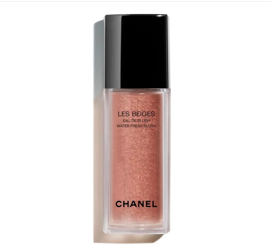 Il Make up giusto per le cene aziendali di Natale: idee e consigli per un look glamour senza eccessi Il Make up giusto per le cene aziendali di Natale: idee e consigli per un look glamour senza eccessi