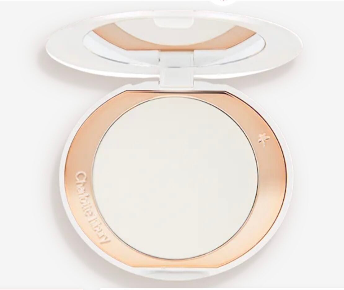 Ciprie Illuminanti: 4 prodotti WOW per un glow unico durante le Feste