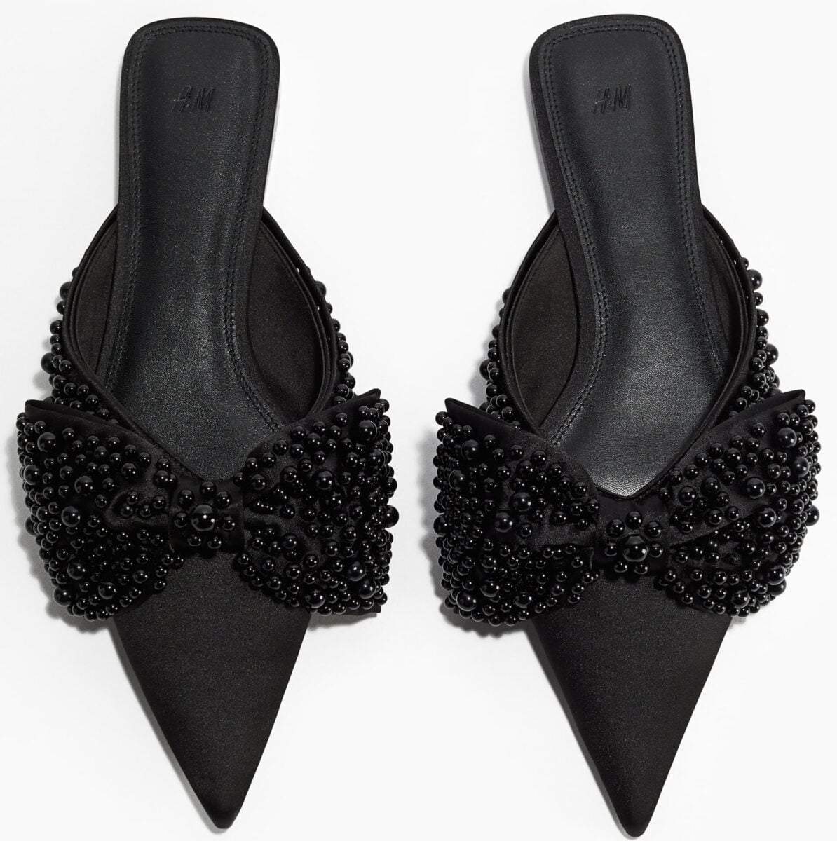 H&M lancia le scarpe più glam per Capodanno: pronte a brillare?